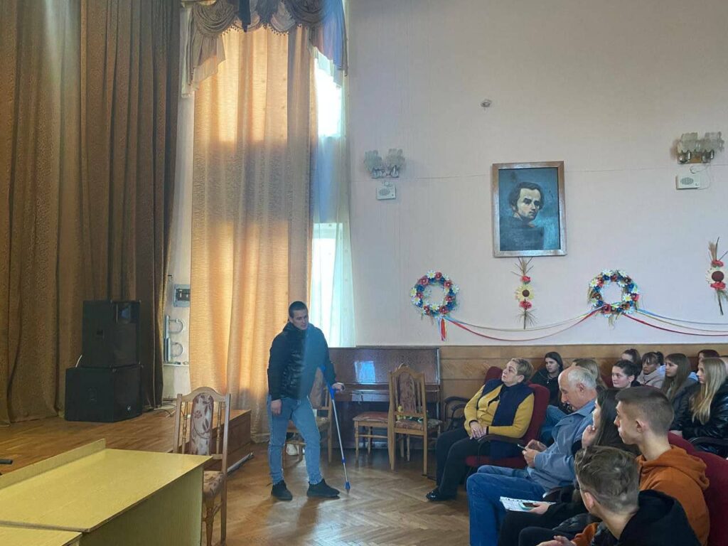 Зустріч з випускником відділення фізичного виховання, Дмитром Photo 2022 11 11 12 13 11 2 1024x768